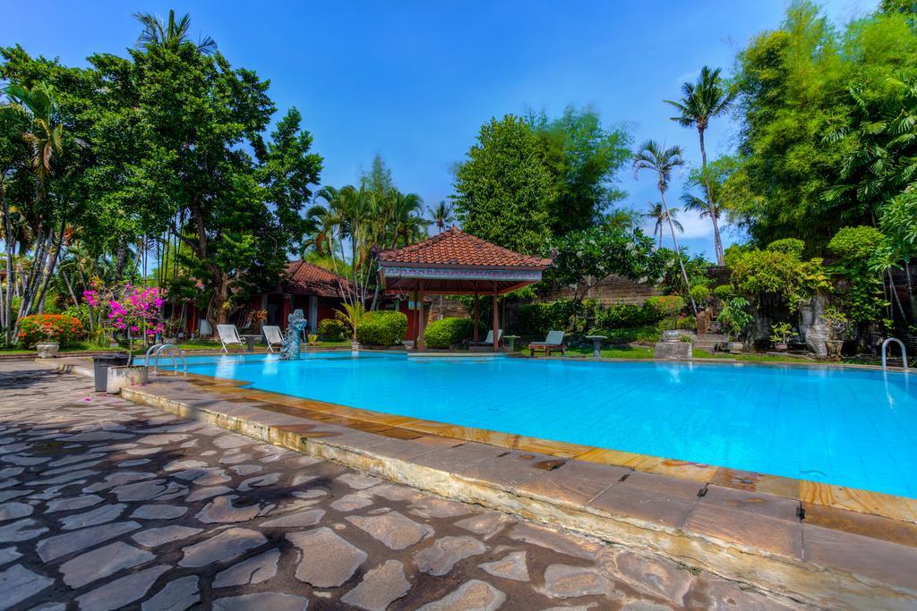 Hotel Angsoka Temukus Екстер'єр фото